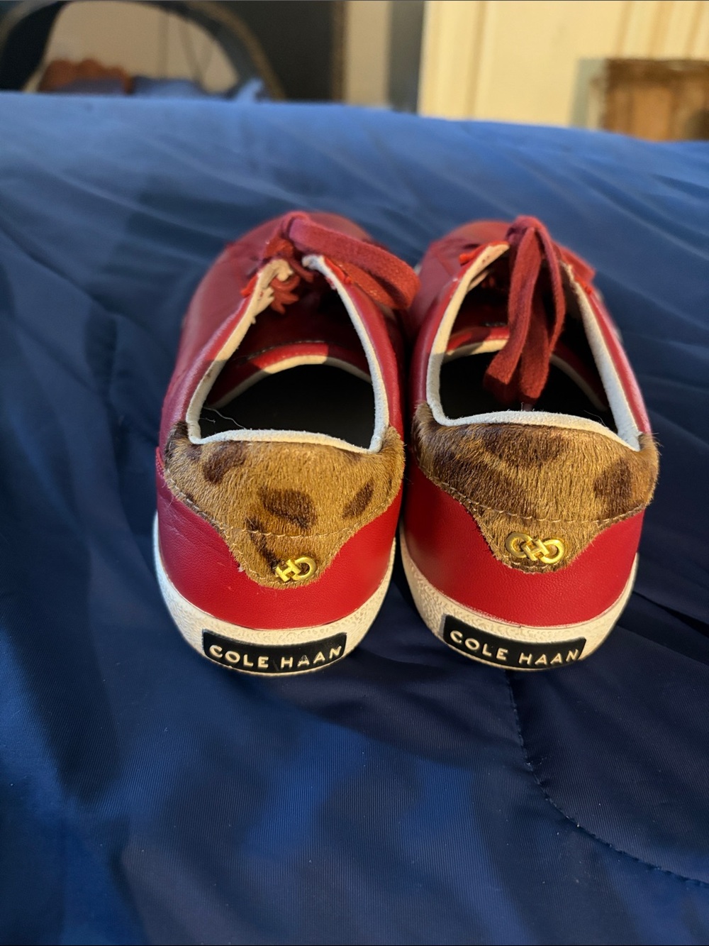 Cole Haan size 7 ladies Casual Red Leather Sneakers - Low Top Lace-Up - Picture 2 of 4